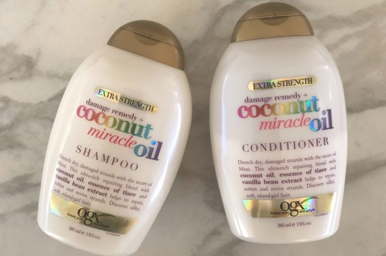 Ogx ココナッツ ミラクルオイル シャンプーの使用レビュー 髪のくせが少し落ち着きました エマブログ